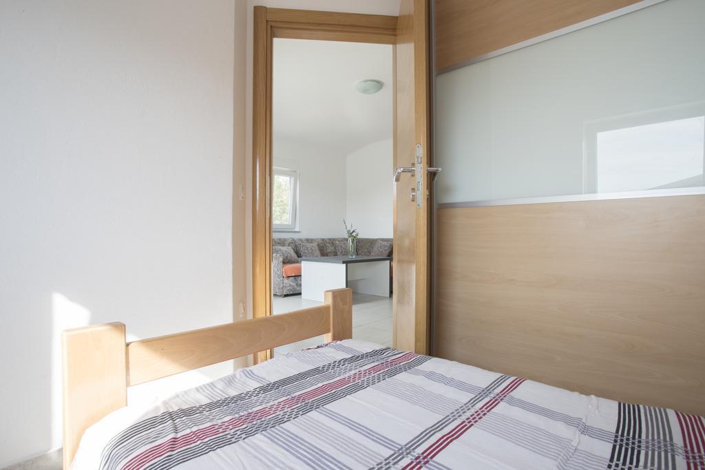 Jela Apartments Nin Exteriér fotografie